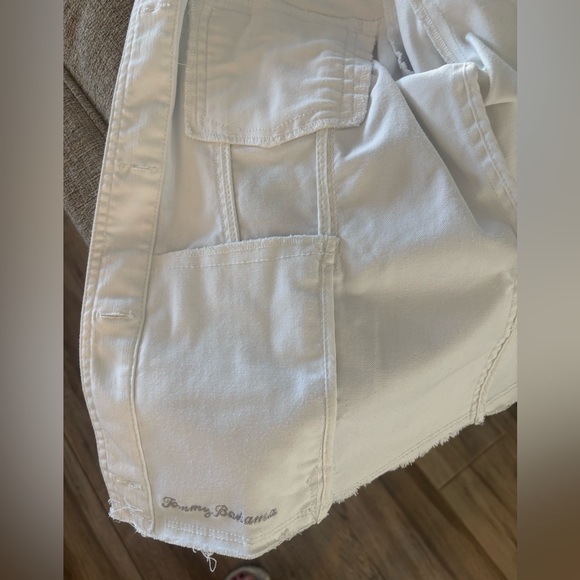 Tommy Bahama White Denim Jacket in size medium excellent condition - Picture 7 of 8